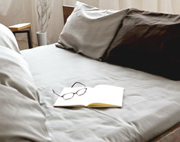 ベッドスカート