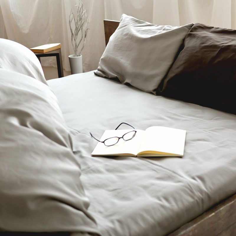 サテン ボックスシーツ クイーン｜シルクタッチな超長綿